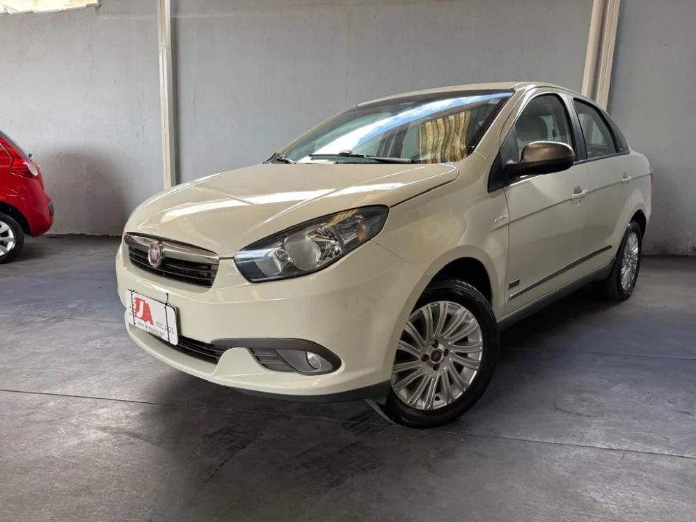 Fiat Grand Siena ESSEN.SUBLIME 1.6 Flex