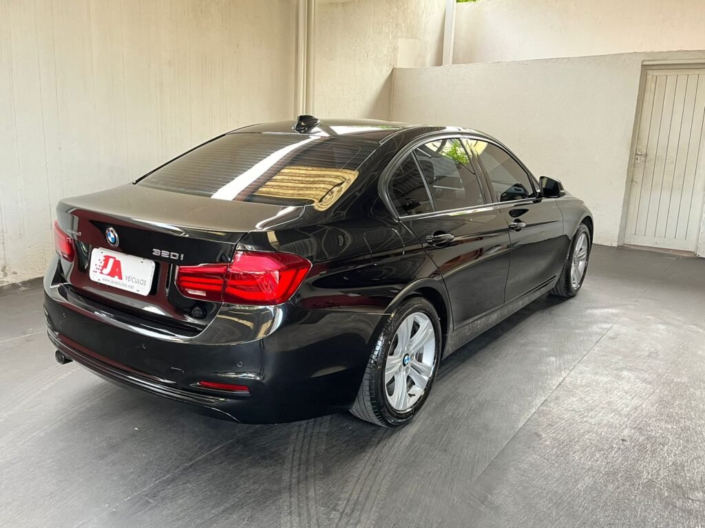 BMW 320i ACTIVE FLEX 2.0 (UNICO DONO, IPVA 2025 PAGO)