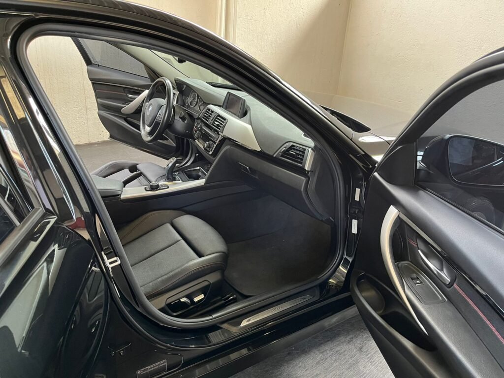 BMW 320i ACTIVE FLEX 2.0 (UNICO DONO, IPVA 2025 PAGO)