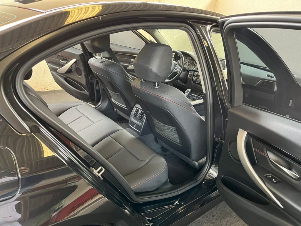 BMW 320i ACTIVE FLEX 2.0 (UNICO DONO, IPVA 2025 PAGO)