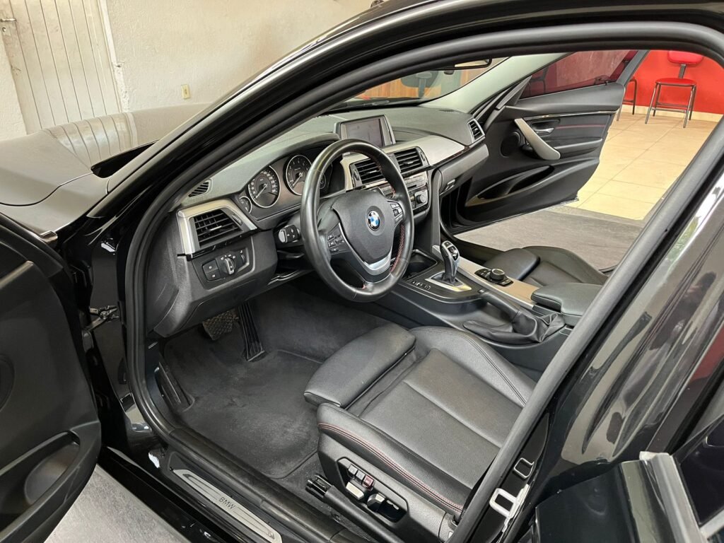 BMW 320i ACTIVE FLEX 2.0 (UNICO DONO, IPVA 2025 PAGO)