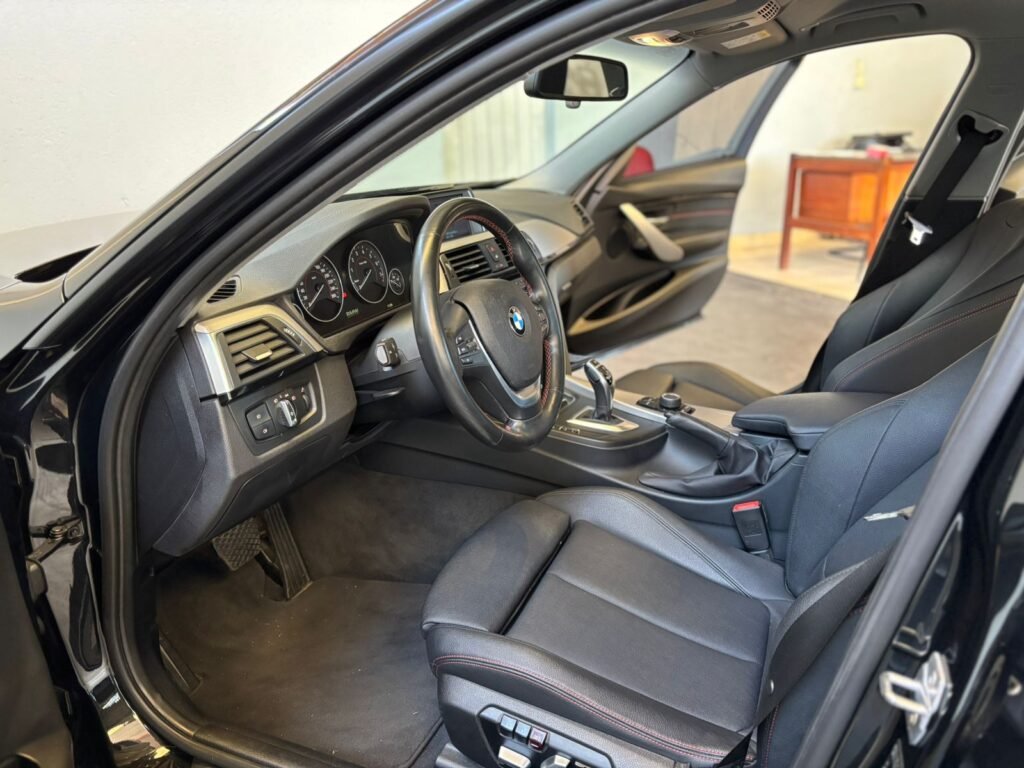 BMW 320i ACTIVE FLEX 2.0 (UNICO DONO, IPVA 2025 PAGO)